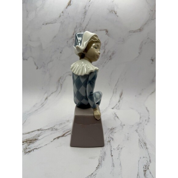 Lladro Jester Harlequin Block Letter B #5076 Figurine Spain - Picture 3 of 10